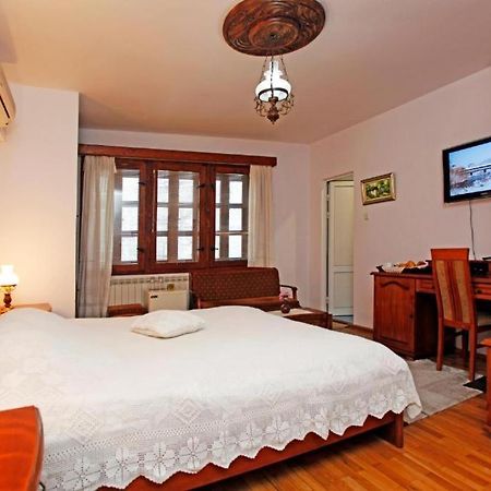 Family Hotel Varosha 2003 Lovech Luaran gambar